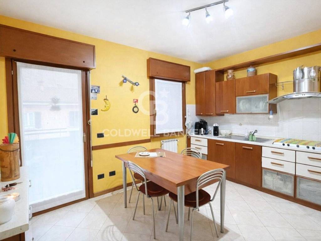 Appartamento a Omegna in Via G. Verdi - Foto 2