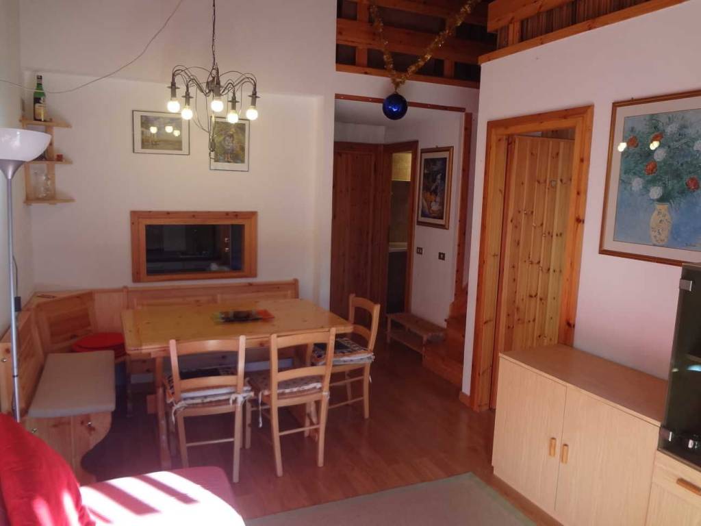 Appartamento a Cesana torinese in Viale Generale Sibille, 15 - Foto 3