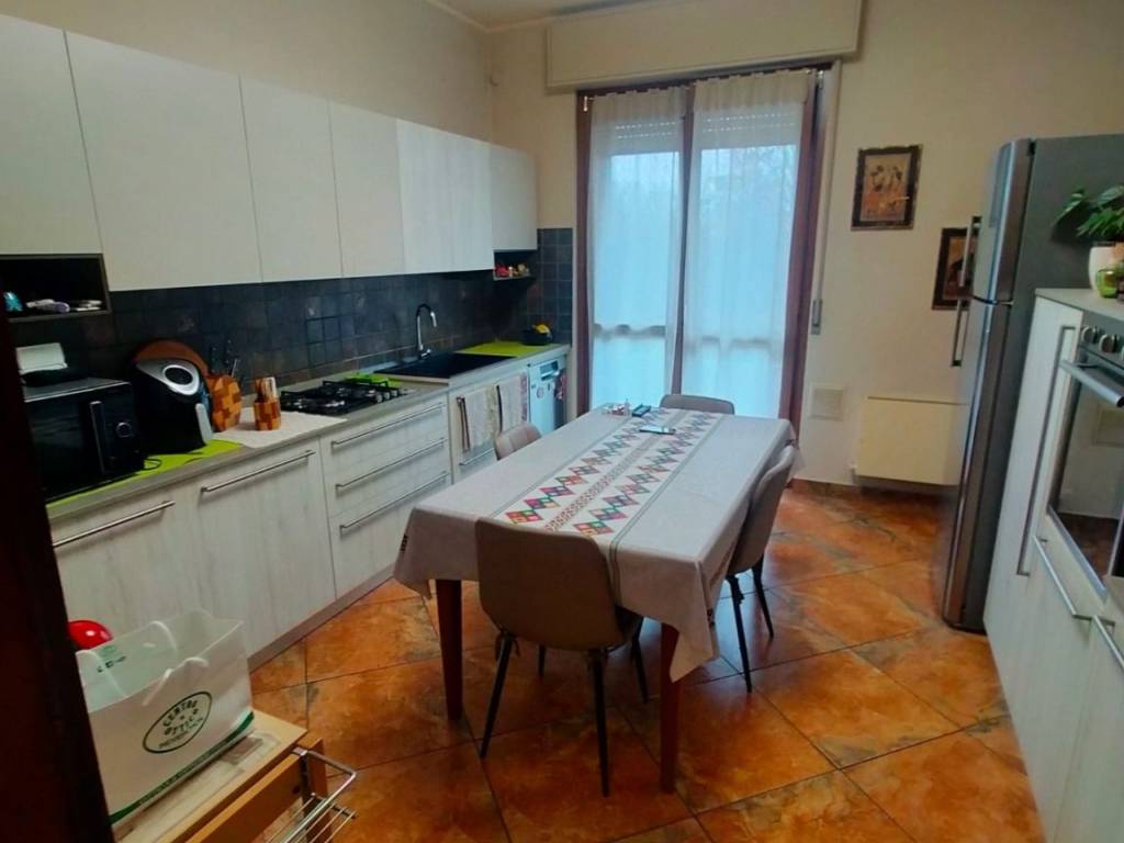 Appartamento a Vigevano in Via Gravellona - Foto 5
