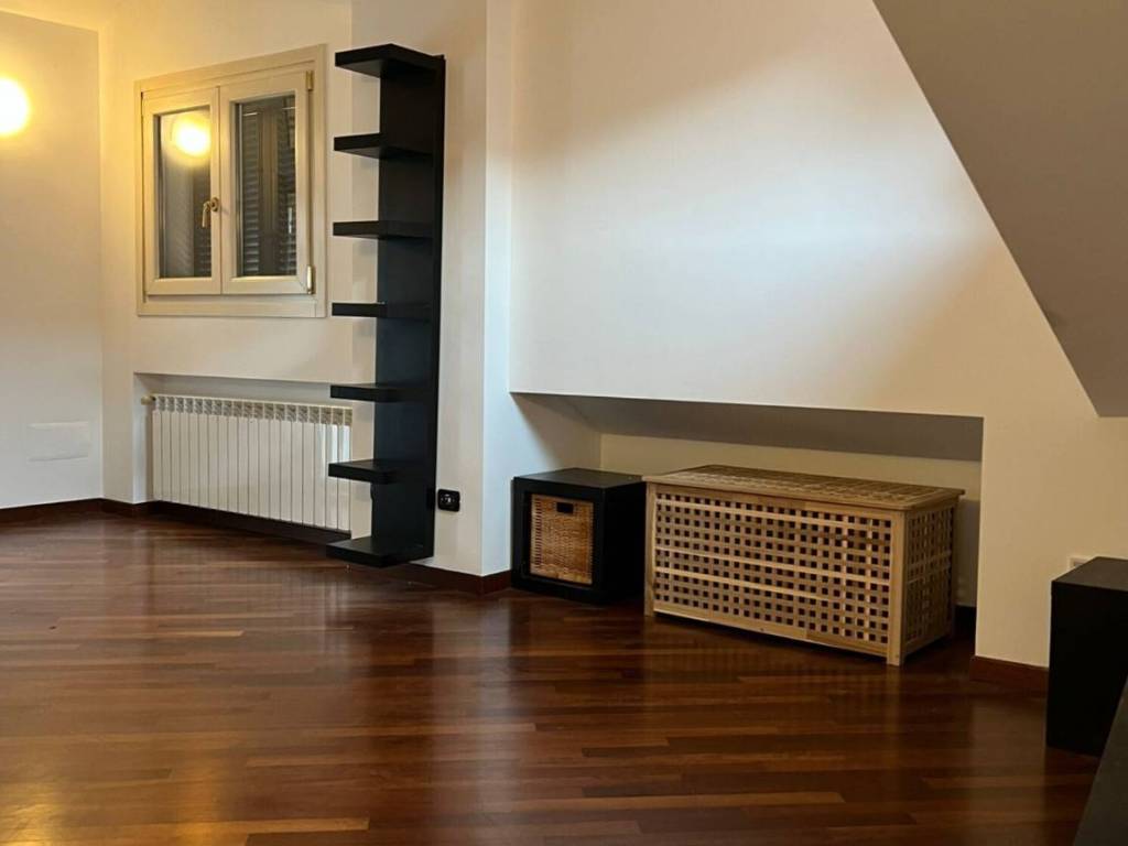 Appartamento a Como in Via Borsieri, 20 - Foto 5