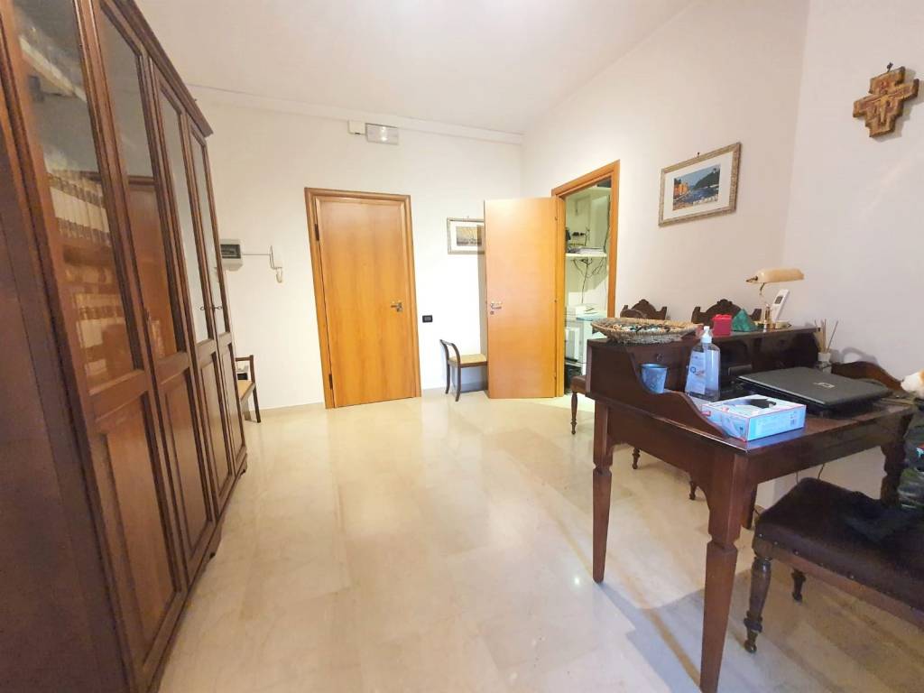 Appartamento a Pescara in Piazza Emilio Alessandrini, 25 - Foto 2