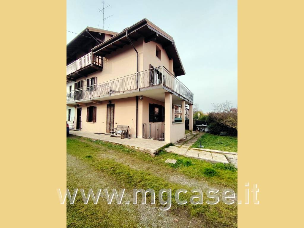 Rustico / casale a Borgo ticino in Via Gagnago - Foto 3