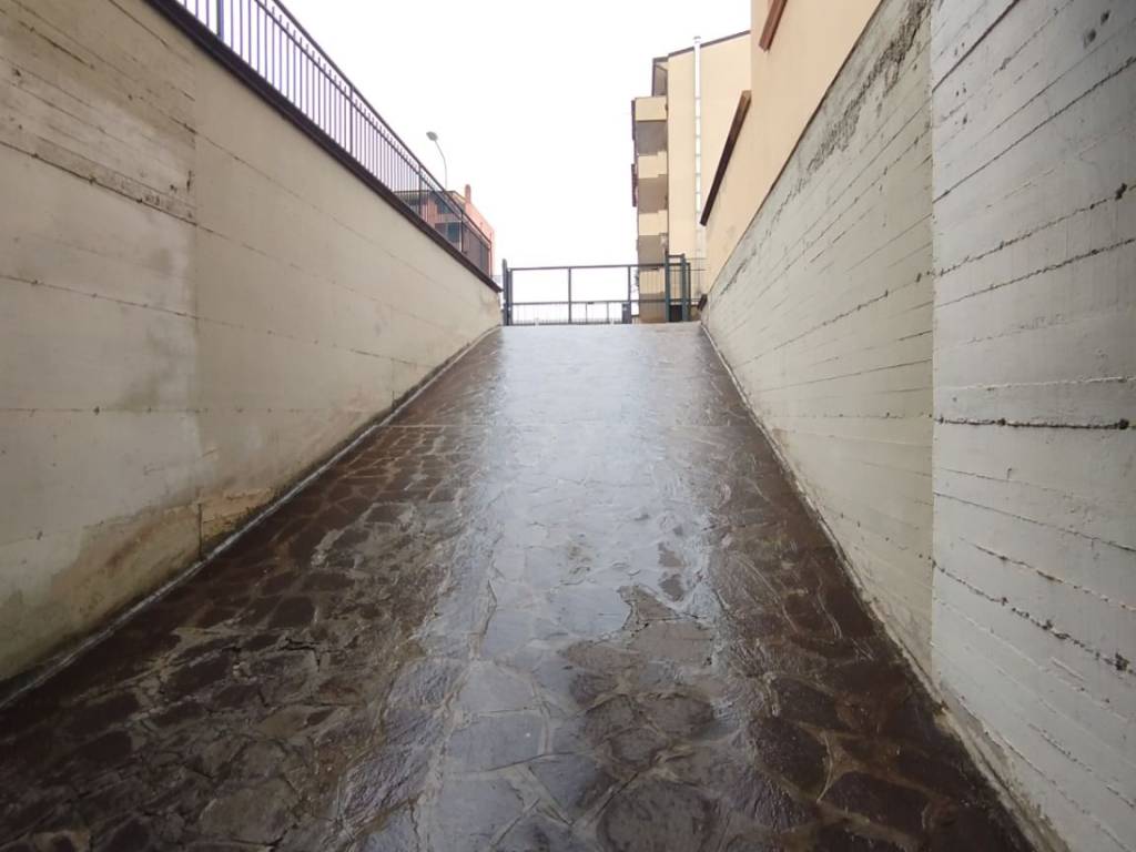 Box / garage a San prisco in Viale Europa - Foto 5