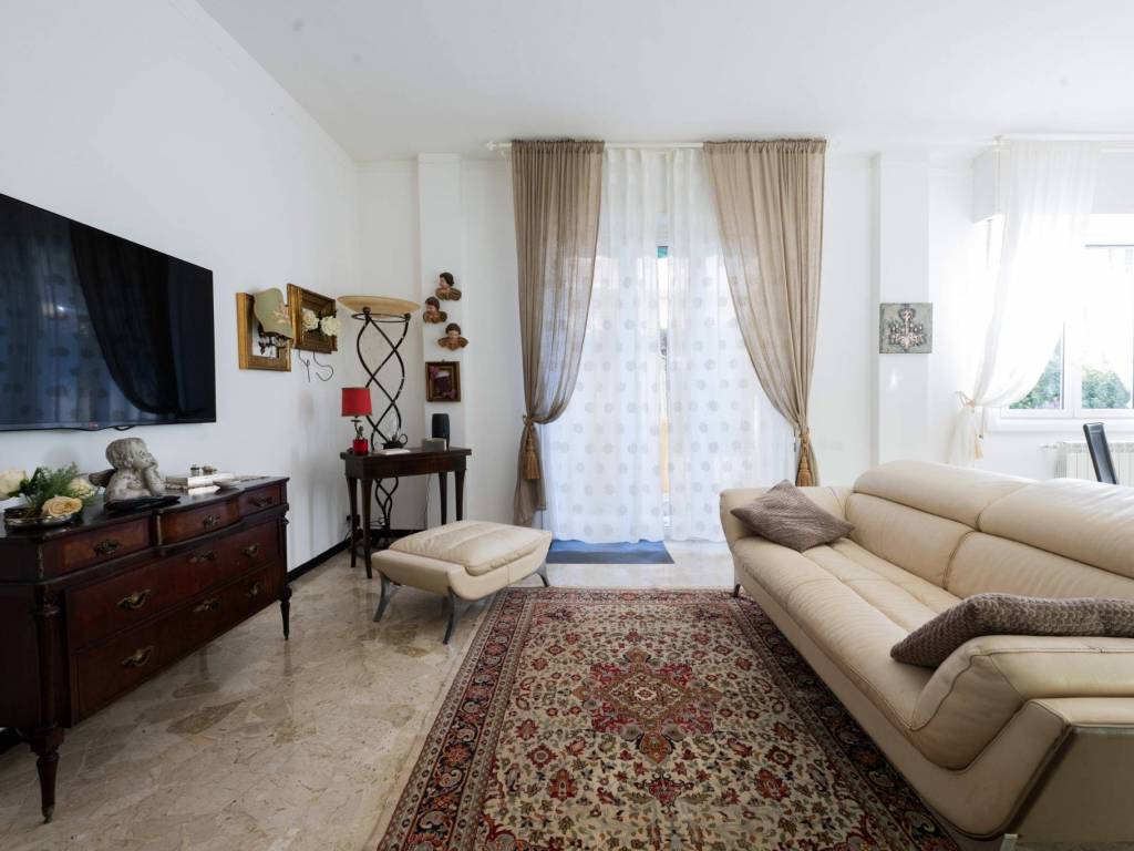 Appartamento a Genova in Via Nicola Fabrizi, 17 - Foto 5