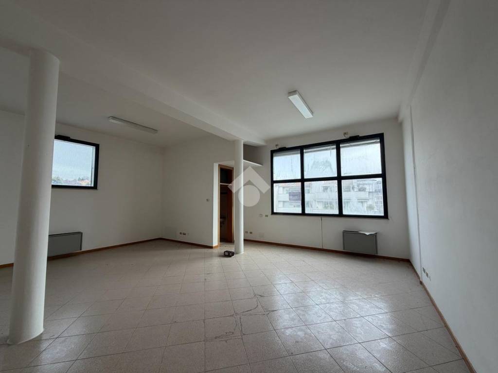 Immobile a Montebelluna in Via A. Serena, 42 - Foto 3