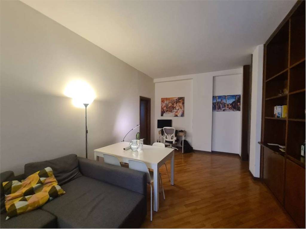 Appartamento a Como in VIA LEONI, 3C - Foto 2