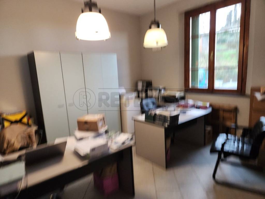 Immobile a Santa maria a monte in Piazza della Vittoria - Foto 4