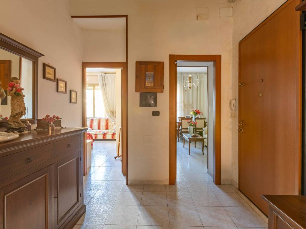 Appartamento a Cagliari in Via Doberdò, 3 - Foto 2