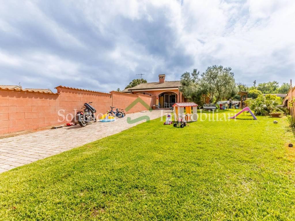 Villa a Ardea in Via Tanaro, 55 - Foto 3