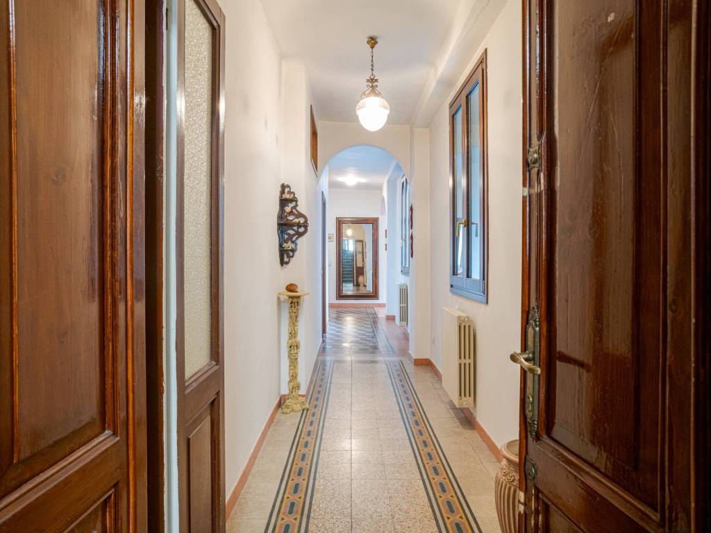 Appartamento a Como in Via Bernardino Luini, 50 - Foto 2