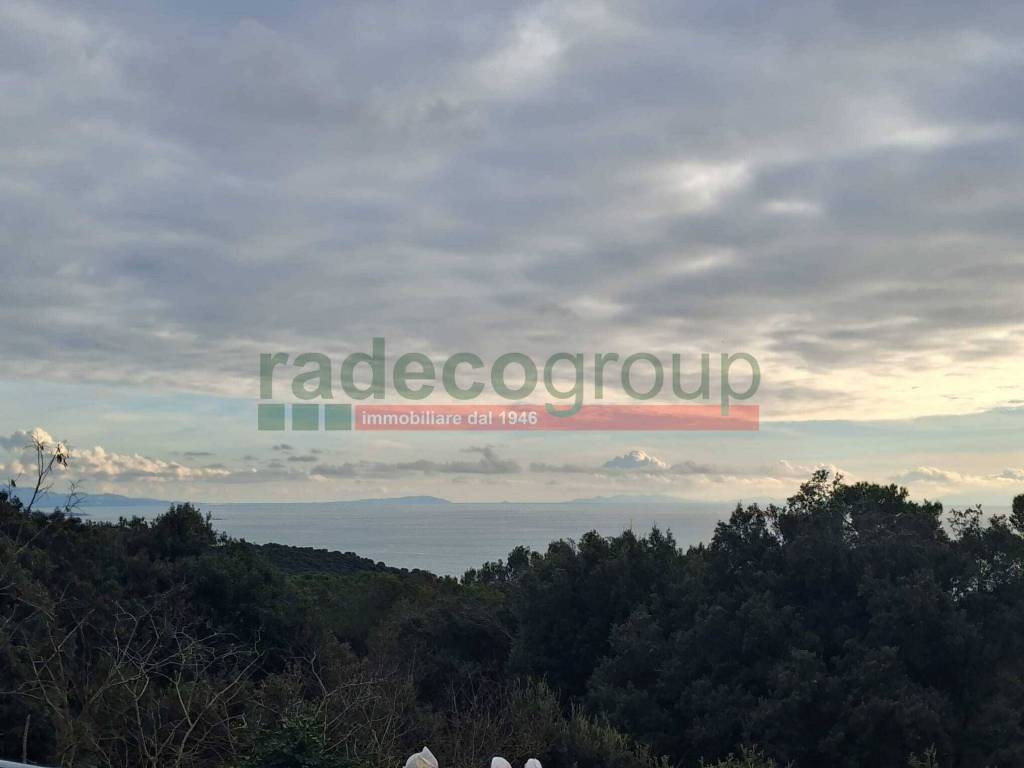 Villa a Livorno in Via di Quercianella, 411 - Foto 4