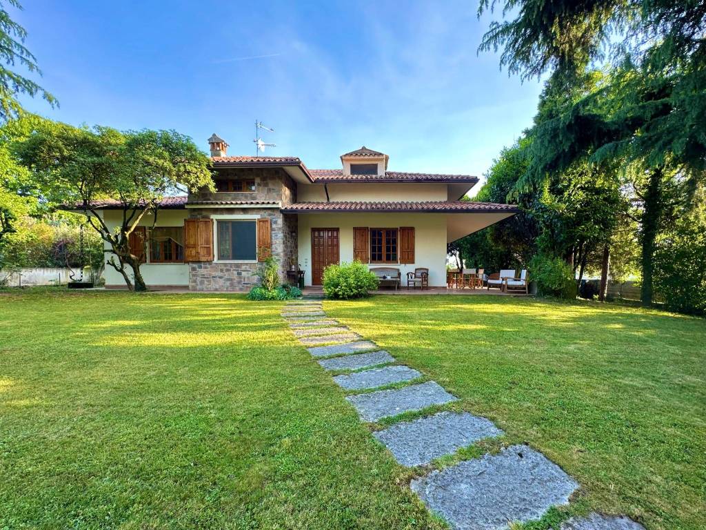 Villa a Calvagese della riviera in Via Donatello, 14 - Foto 2