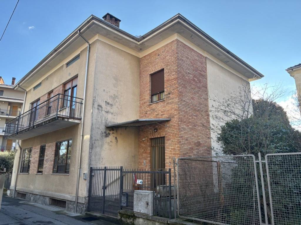 Villa a Ivrea in Via Ruffini 16 - Foto 3