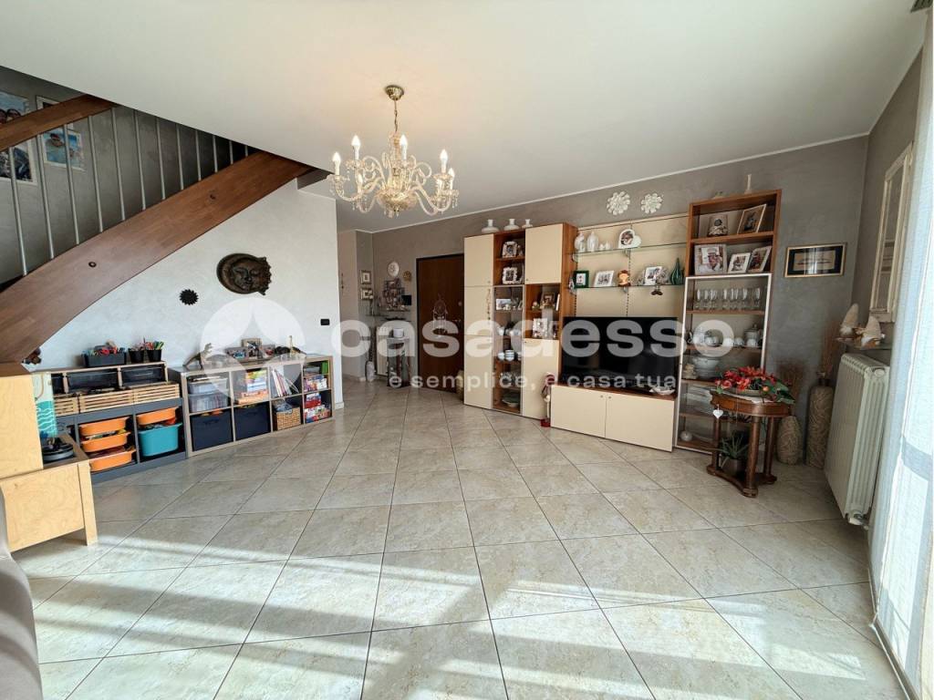 Appartamento a Leinì in VIALE ITALIA, 36 - Foto 4