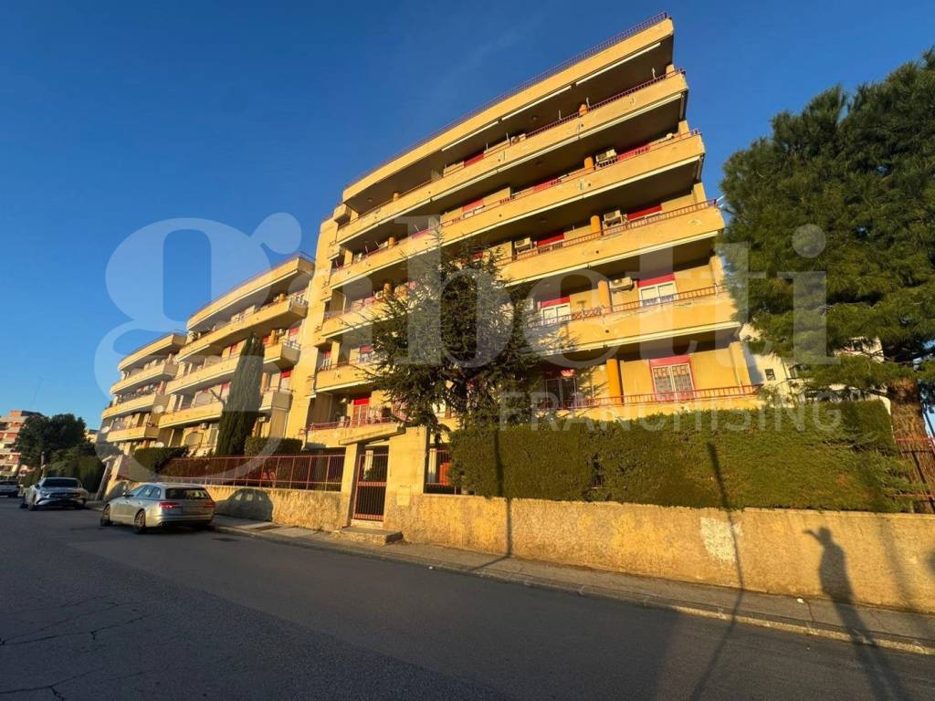 Appartamento a Bari in VIA FRANCESCO TROCCOLI - Foto 4