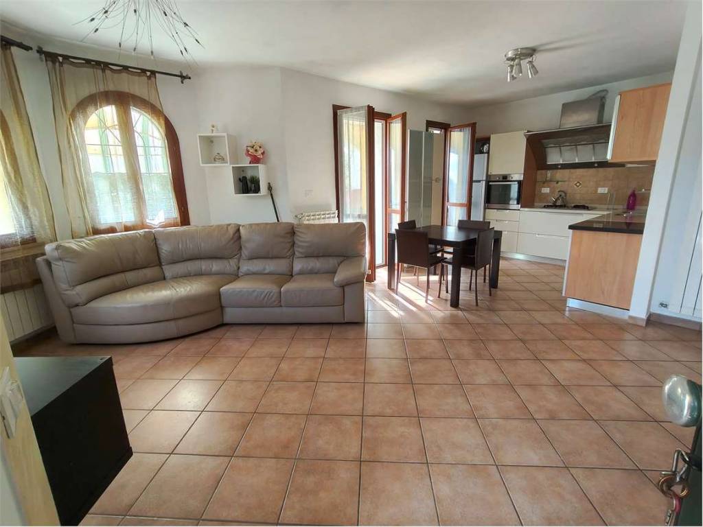 Casa indipendente a Luni in via dogana - Foto 2