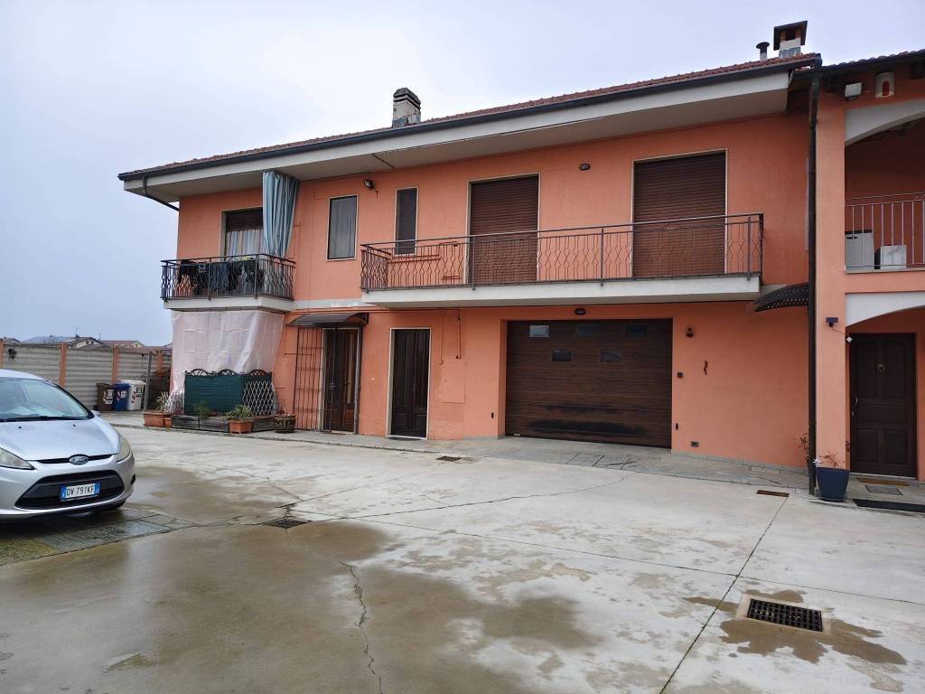 Appartamento a Carmagnola in Via Stea - Foto 2