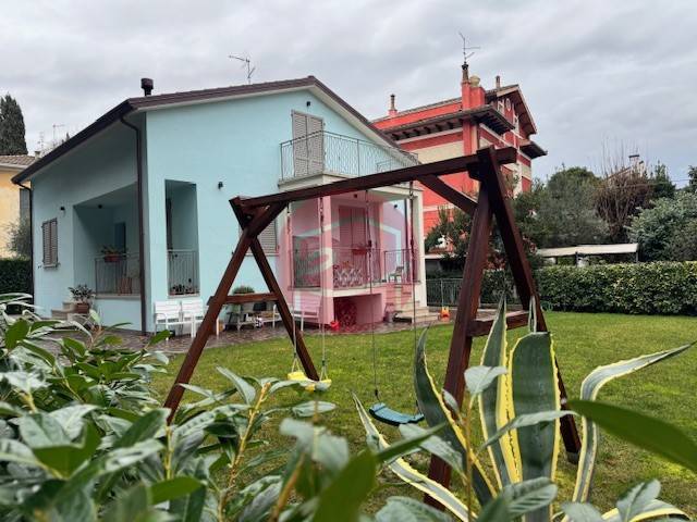 Villa a Santarcangelo di romagna in Via cupa - Foto 2