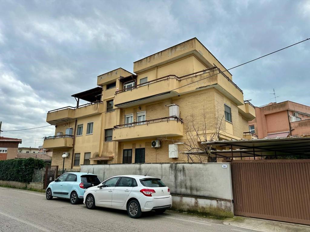 Appartamento a Nettuno in Via Aldo Moro, 52 - Foto 3