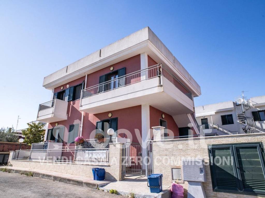 Appartamento a Crispiano in Via Montemerlo, 12 - Foto 2