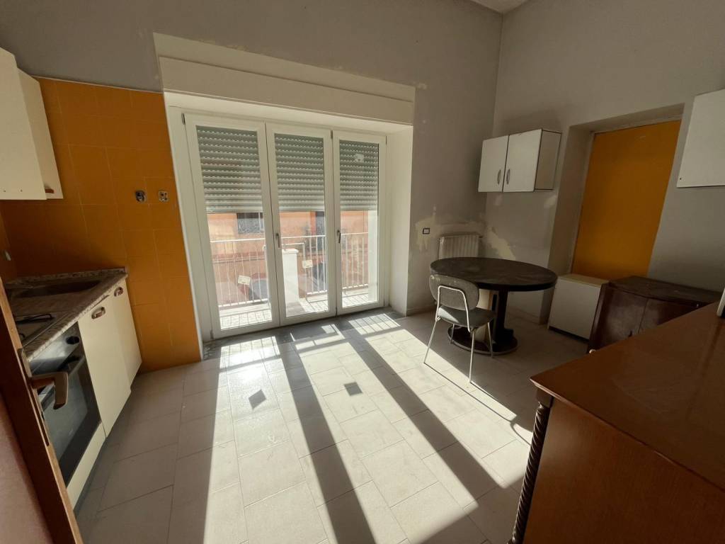 Appartamento a Benevento in Via Torre della Catena - Foto 3