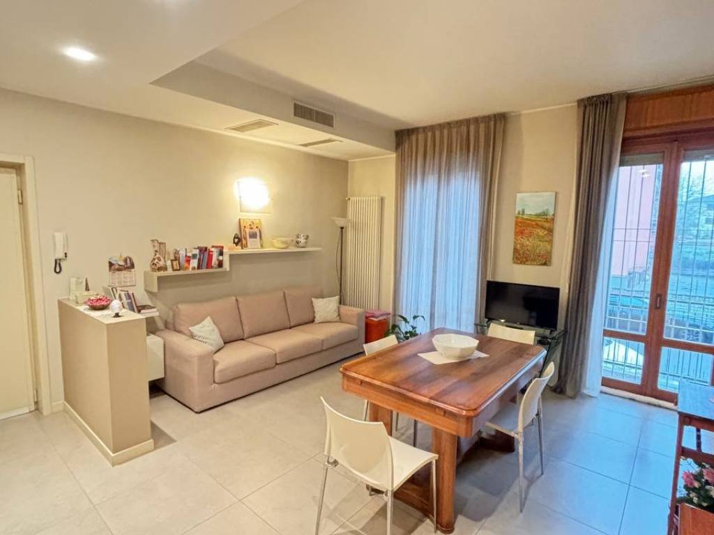 Appartamento a Cadeo in Via Papa Giovanni XXIII - Foto 2