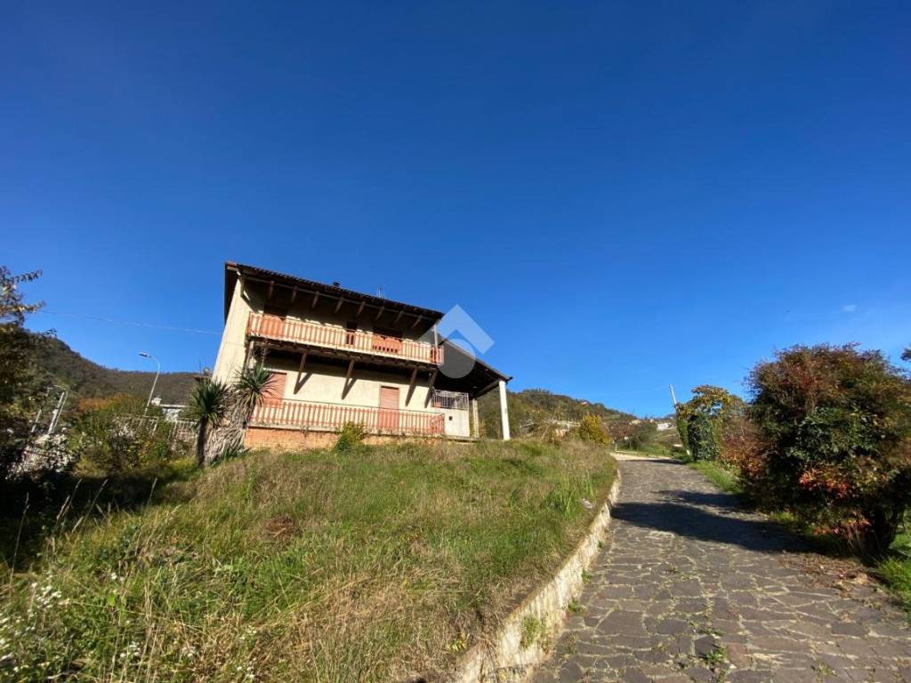 Casa indipendente a Foresto sparso in Via S. Michele, 16 - Foto 2