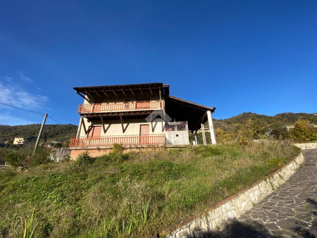 Casa indipendente a Foresto sparso in Via S. Michele, 16 - Foto 4