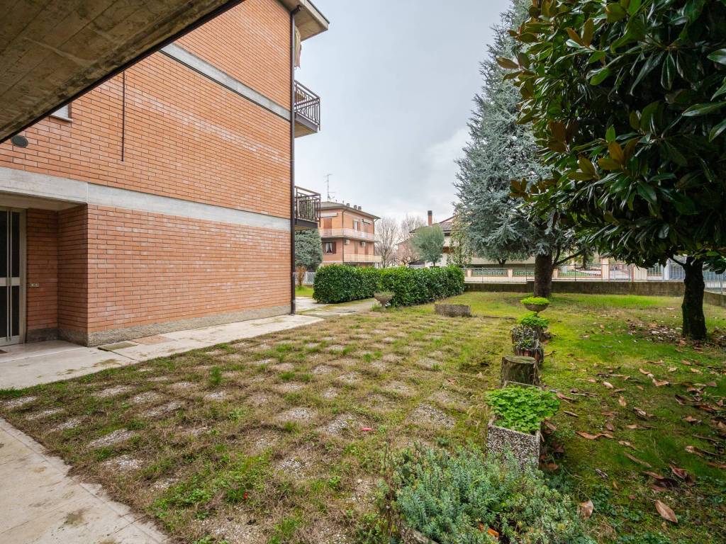 Appartamento a Casalgrande in Via Alberto Simonini - Foto 2