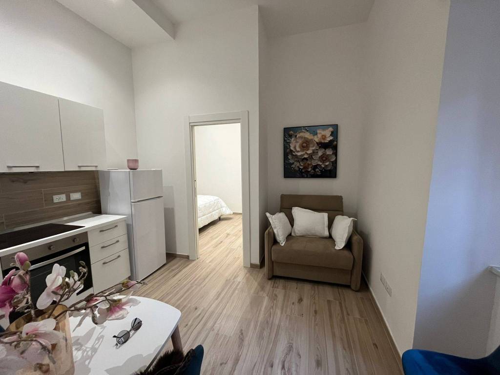 Appartamento a Napoli in Via Generale Biagio De Benedictis, 12 - Foto 3