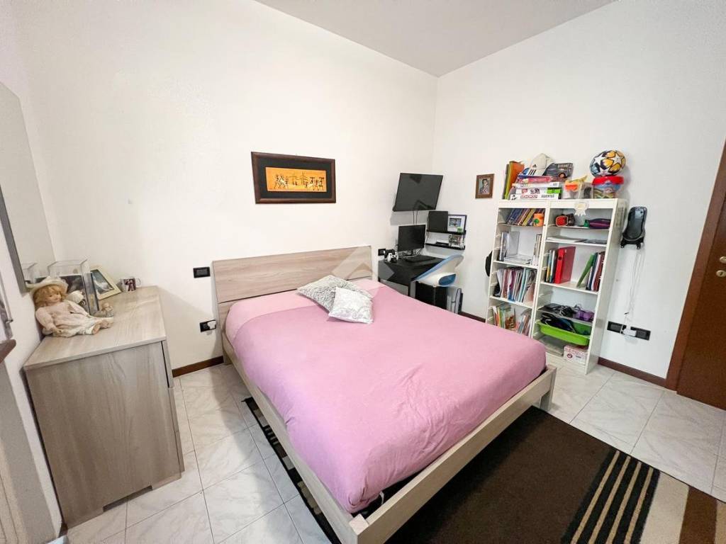 Appartamento a Lissone in Via Ciro Menotti, 11 - Foto 2