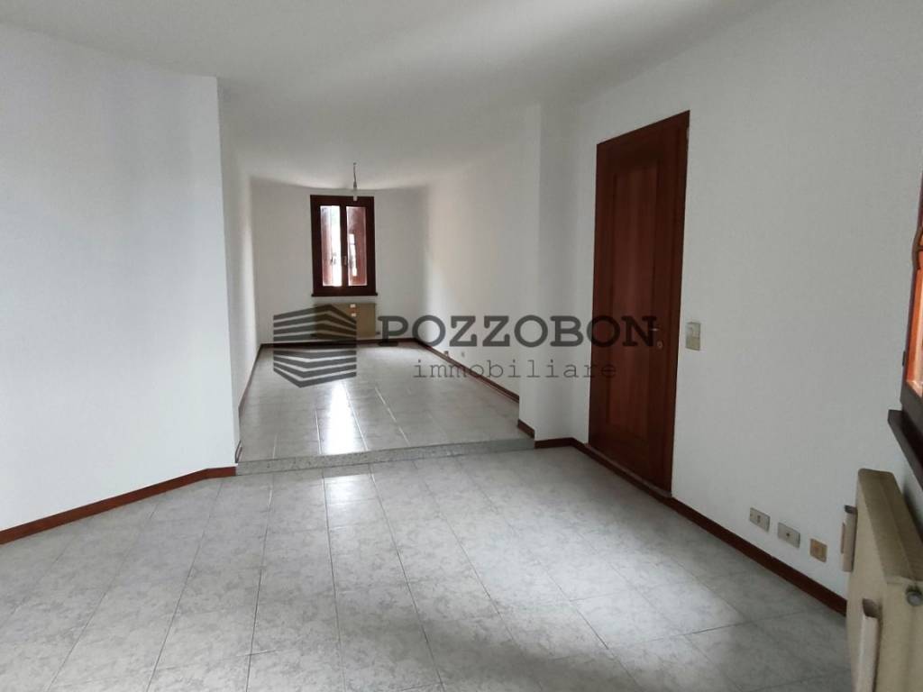 Immobile a Montebelluna in Piazza Niccolò Tommaseo - Foto 4