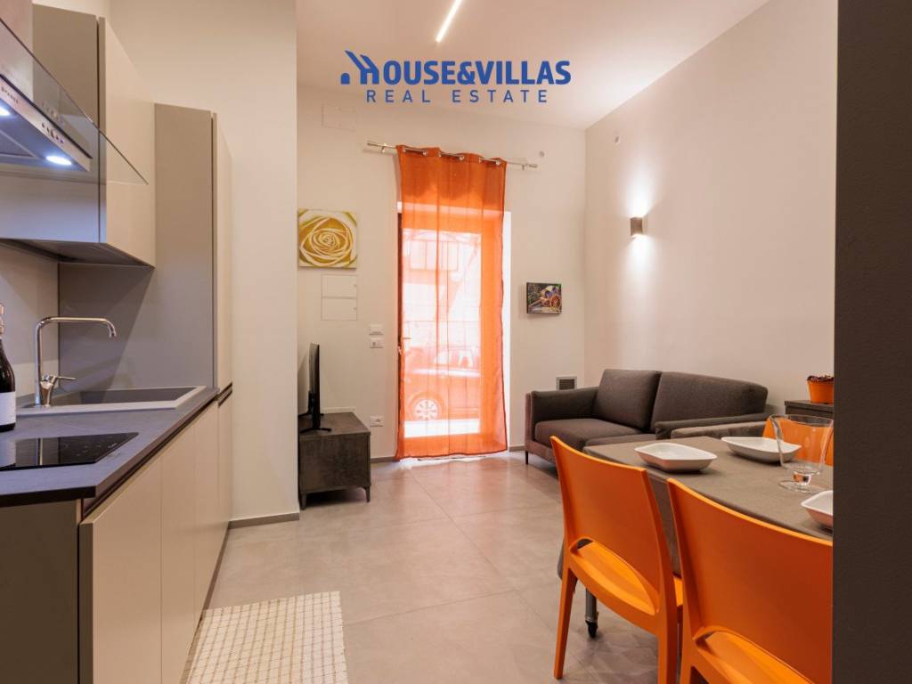 Appartamento a Noto in Via Sergio Sallicano - Foto 4