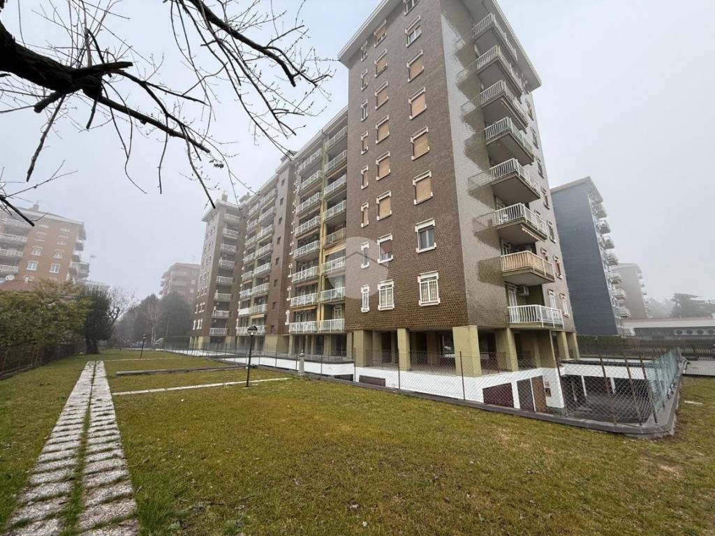 Appartamento a Paderno dugnano in Via Maria Montessori, 10 - Foto 3