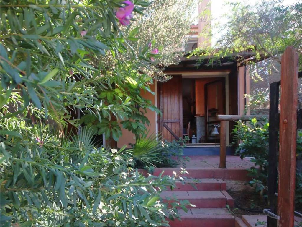 Villa a Quartu sant'elena in Via dei Tigli, 15 - Foto 4