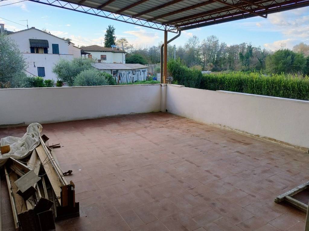 Villa a Capannori in Via Giuseppe Giusti - Foto 5