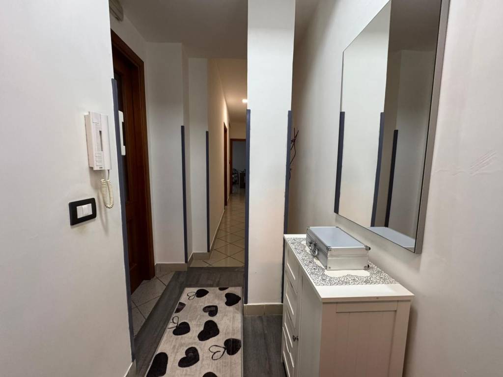 Appartamento a Giugliano in campania in Via Grotta dell'Olmo, 94 - Foto 4