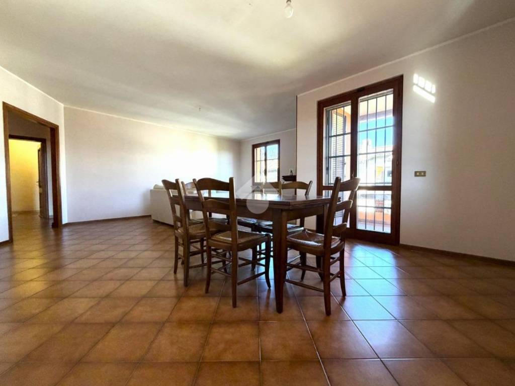 Villa a Stagno lombardo in Via Pietro Nenni, 9 - Foto 4