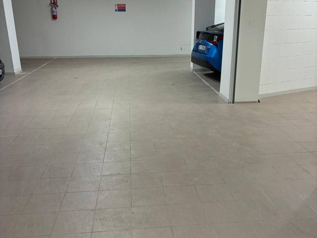 Box / garage a Bologna in Via San Rocco, 1 - Foto 4