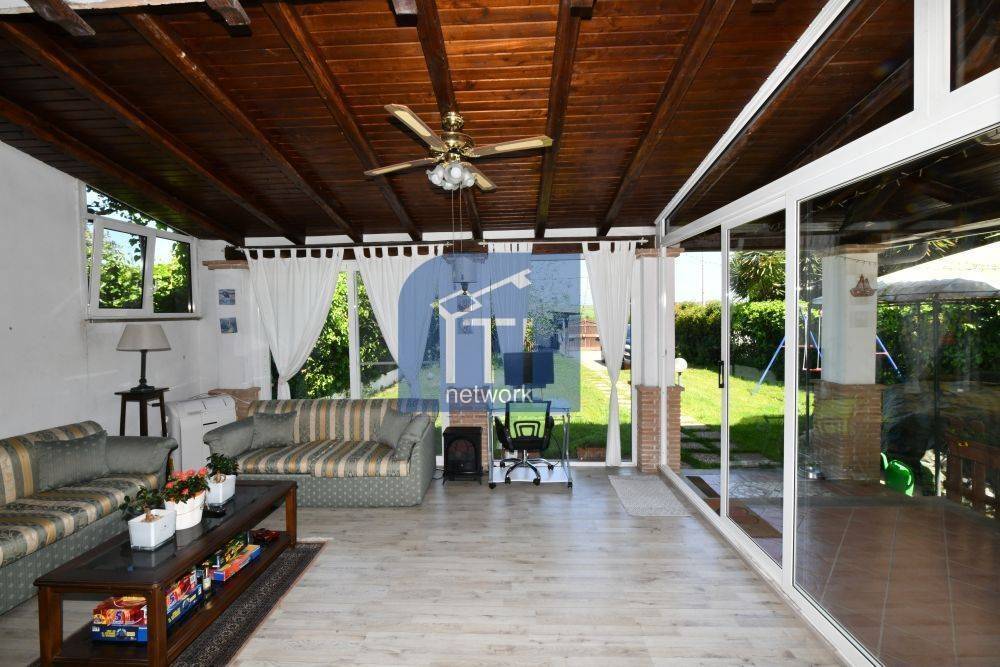 Villa a Ardea in Via Dora Baltea - Foto 2