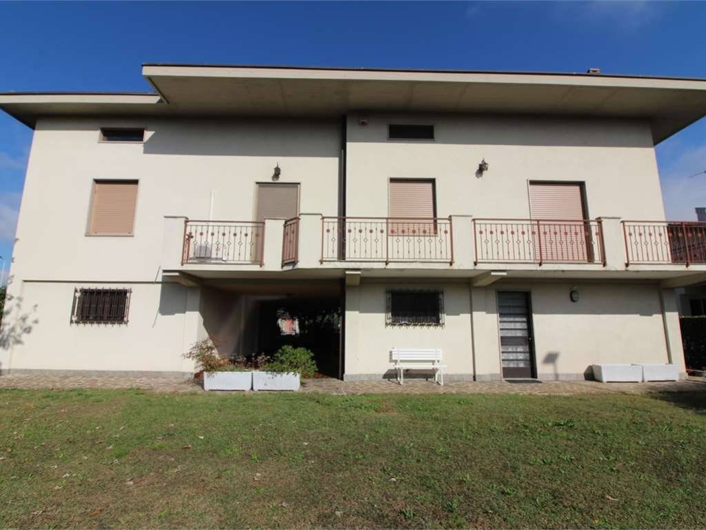 Villa a Dalmine in Via Giotto, 13 - Foto 3