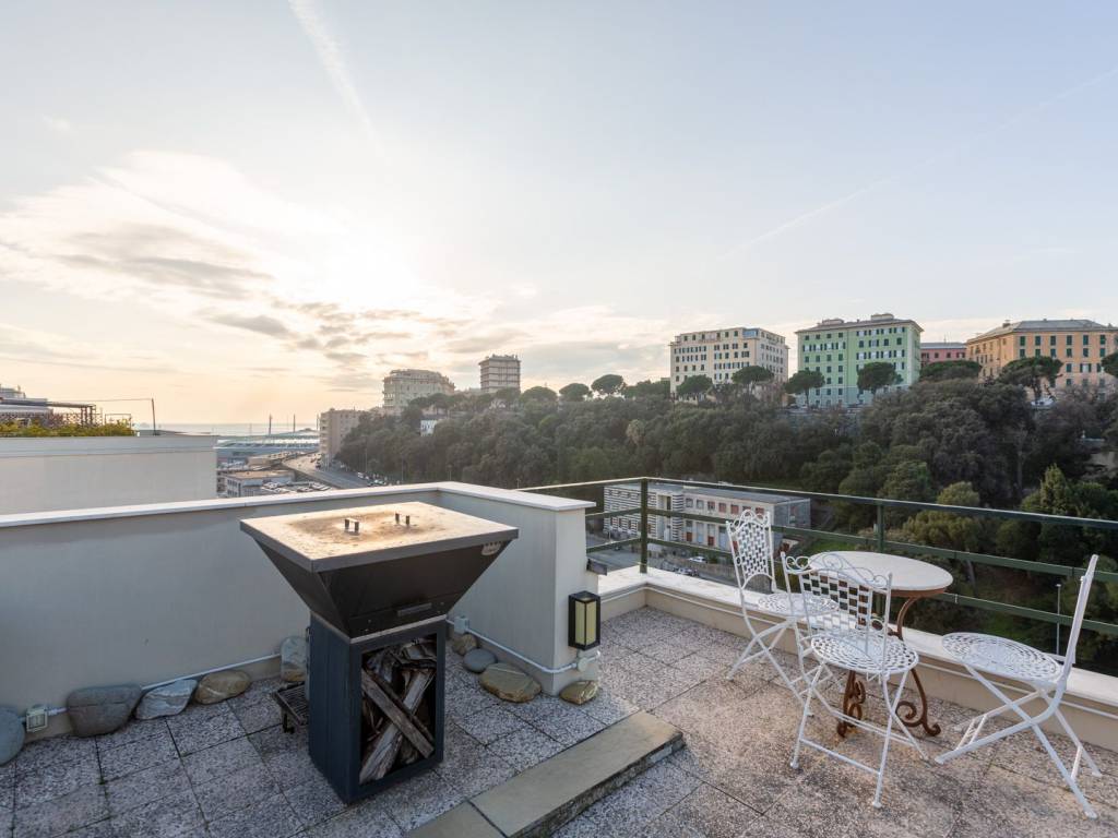 Appartamento a Genova in Viale delle Brigate Partigiane, 6 - Foto 3