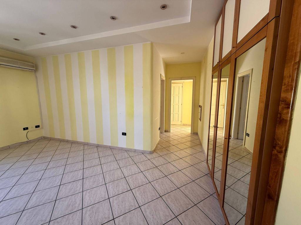 Appartamento a Catanzaro in Traversa Prima Antonio Masciari, 7 - Foto 4