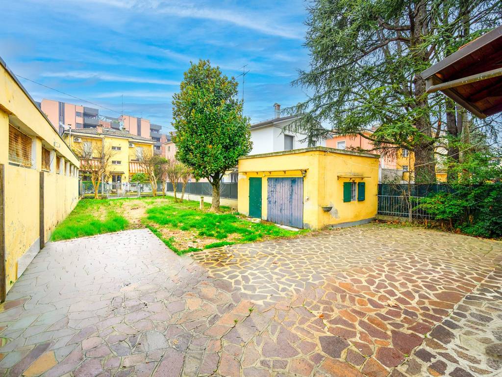 Casa indipendente a Bologna in Via Sigismondo Campagnoli, 13 - Foto 4