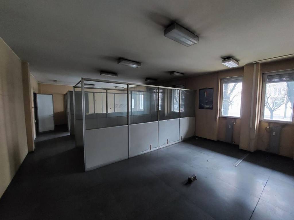 Immobile a Como in Viale Giulio Cesare, 17, 22100 Como CO, Italia - Foto 2