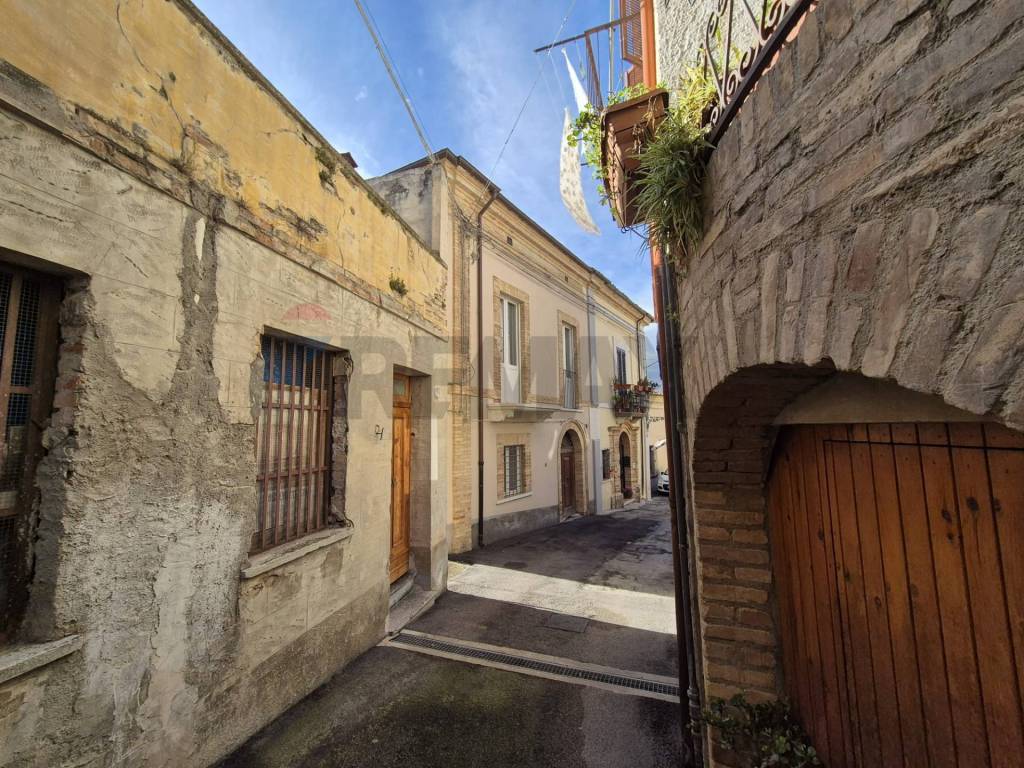 Casa indipendente a Paglieta in VIA GIUSEPPE NELLI, 21 - Foto 2