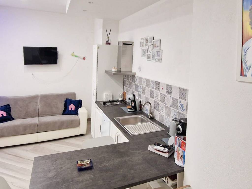 Appartamento a Napoli in Via Laura Mancini Oliva - Foto 4