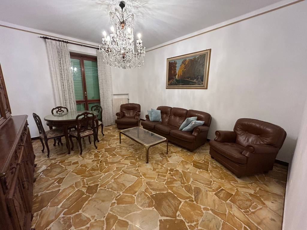 Appartamento a Alessandria in Via Tortona - Foto 2