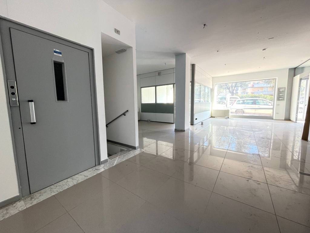 Immobile a Bari in Viale Luigi Einaudi, 36 - Foto 3