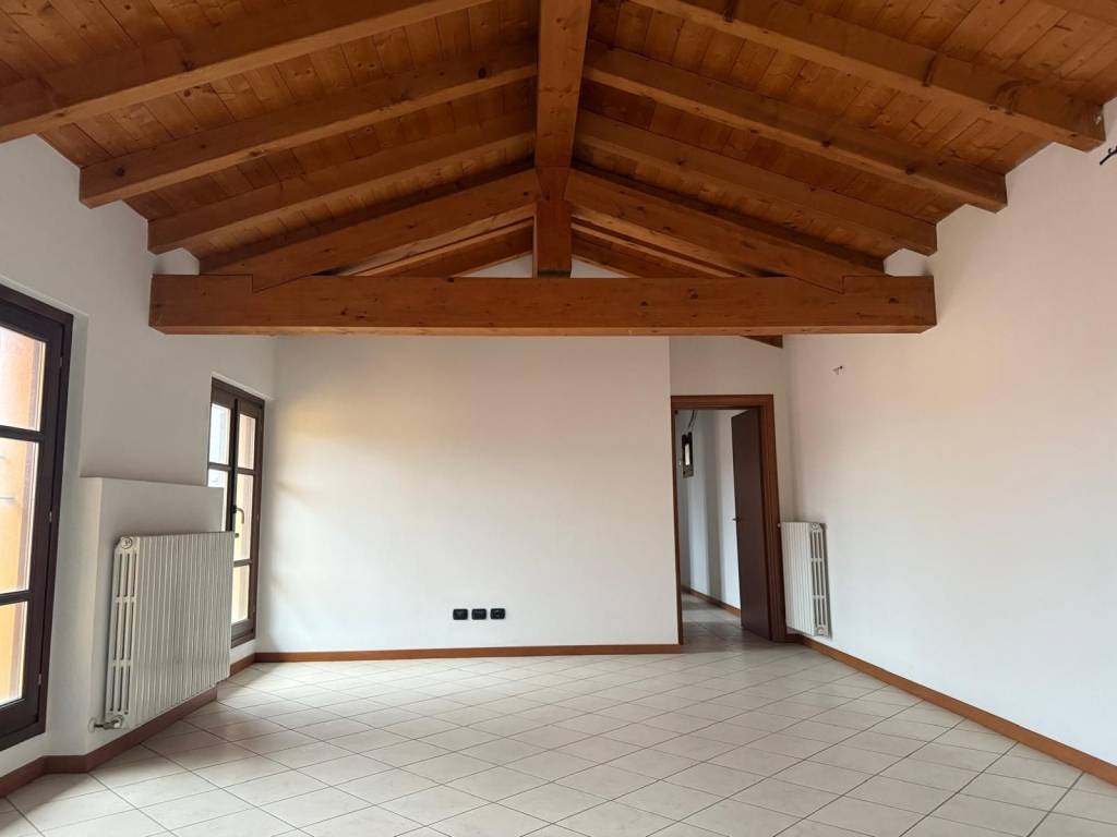 Appartamento a Capriolo in Via Largo Terzi - Foto 2